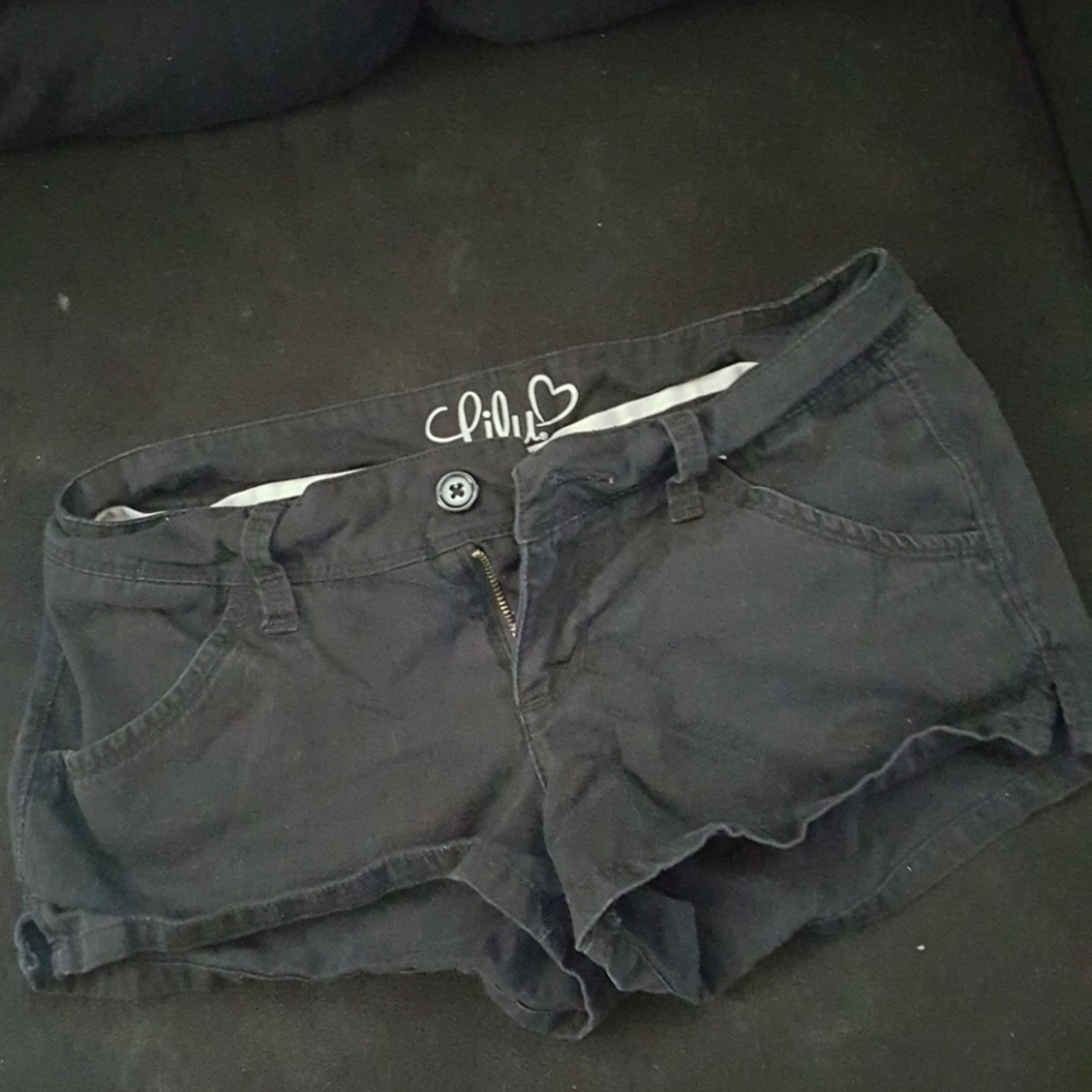 Lilu black shorts